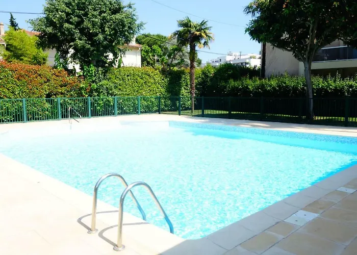 Eden Cap By Interhome * 앙티브