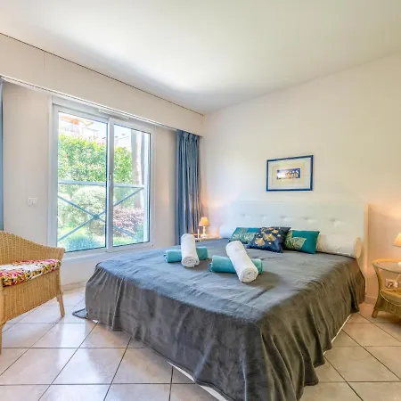 Eden Cap By Interhome