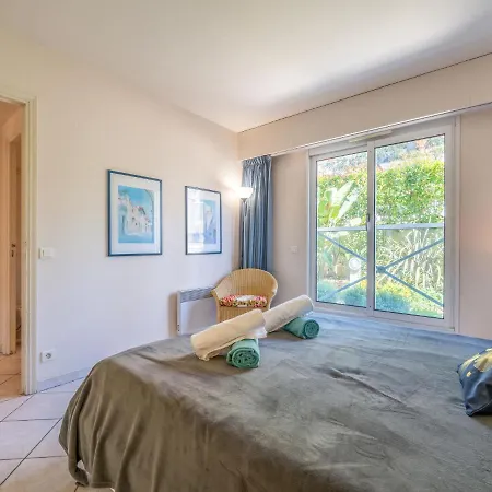 Apartment Eden Cap By Interhome *